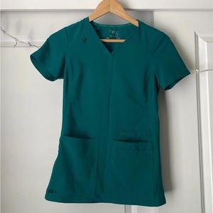 SOLD Hunter green Cherokee iflex XXS scrubs set